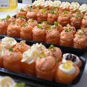 Gunkan de salmão no Cream cheese e Patê de Salmão